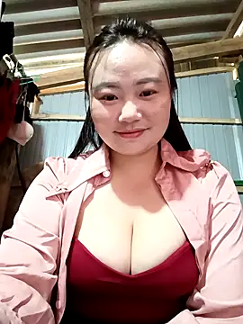 Snapshot of lisn-cute chatting on 04-24-26, 01:51 lisn-cute online show from 04-24-26, 01:51