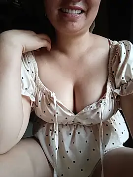 lisn-cute online show from 06-19-26, 03:23