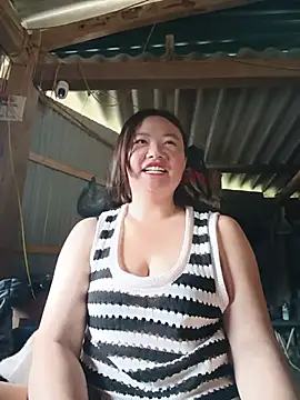 Snapshot of lisn-cute chatting on 06-11-26, 02:22 lisn-cute online show from 06-11-26, 02:22