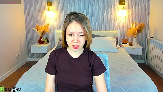 Snapshot of Mini_Allice chatting on 02-24-26, 01:06 Mini Allice online show from 02-24-26, 01:06