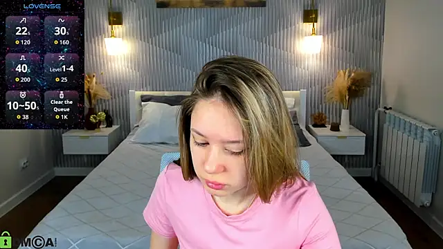 Snapshot of Mini_Allice chatting on 03-03-26, 01:12 Mini Allice online show from 03-03-26, 01:12