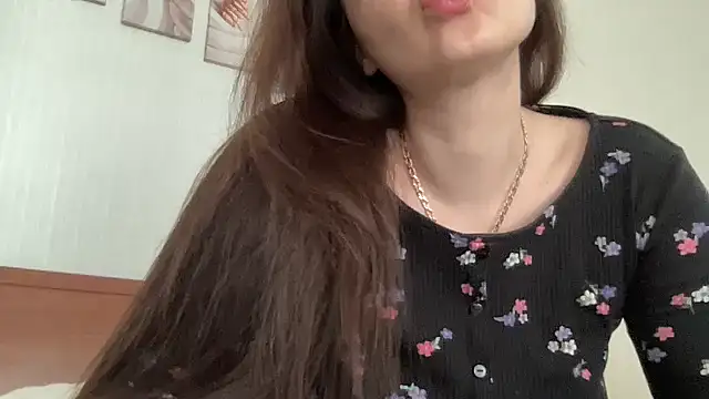 Snapshot of Darsy_Rox chatting on 02-19-26, 09:06 Darsy Rox online show from 02-19-26, 09:06