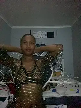 Snapshot of kentrella04 chatting on 02-16-26, 03:43 kentrella04 online show from 02-16-26, 03:43