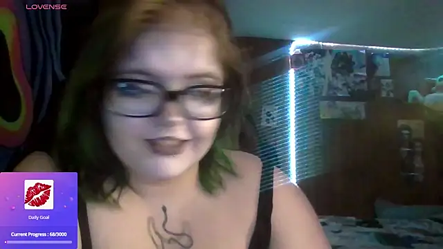 Snapshot of thatskarma chatting on 05-05-26, 04:26 thatskarma online show from 05-05-26, 04:26