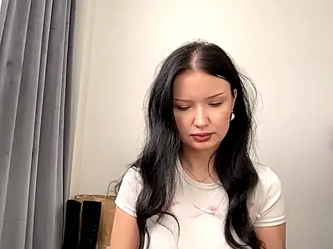 JoanGold online show from 04-03-26, 05:58