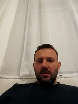 Snapshot of defaktor chatting on 04-18-26, 02:41 defaktor online show from 04-18-26, 02:41