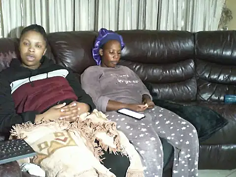 Caramel-Diva online show from 03-26-26, 07:56