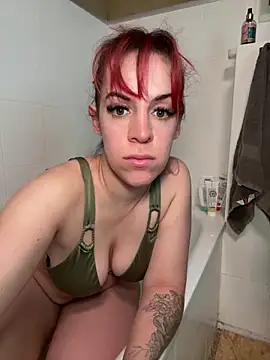 Snapshot of Roxysophie chatting on 05-17-26, 07:30 Roxysophie online show from 05-17-26, 07:30