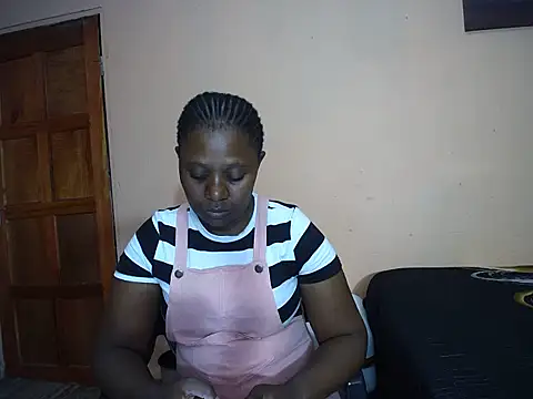 Snapshot of Lilly2590 chatting on 02-19-26, 08:55 Lilly2590 online show from 02-19-26, 08:55