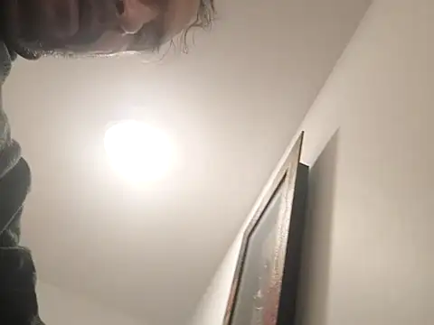 Snapshot of Luluberlu04 chatting on 02-16-26, 03:27 Luluberlu04 online show from 02-16-26, 03:27