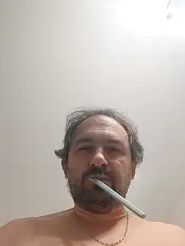 Snapshot of Luluberlu04 chatting on 02-08-26, 03:04 Luluberlu04 online show from 02-08-26, 03:04