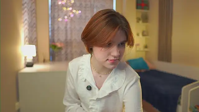 BelleHayton online show from 02-15-26, 05:52