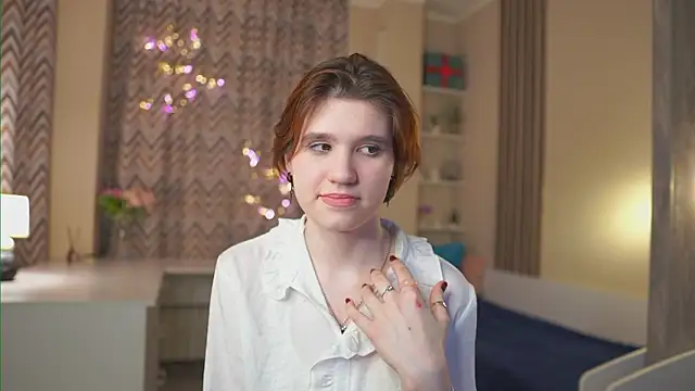 BelleHayton online show from 02-17-26, 02:36