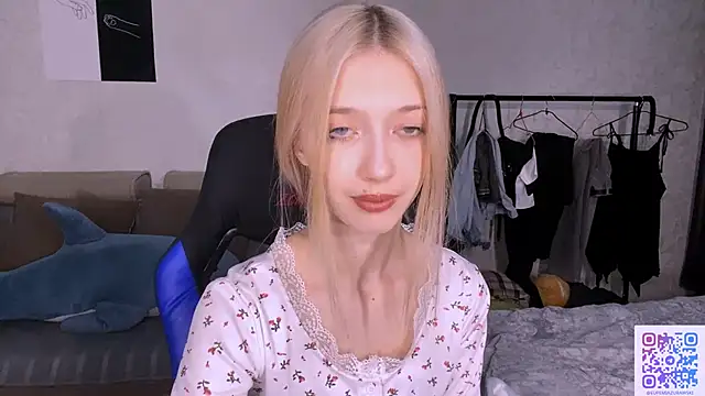 TaliCaan online show from 04-06-26, 11:11