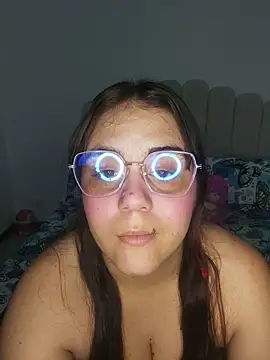 its lauu  online show from 04-05-26, 05:14