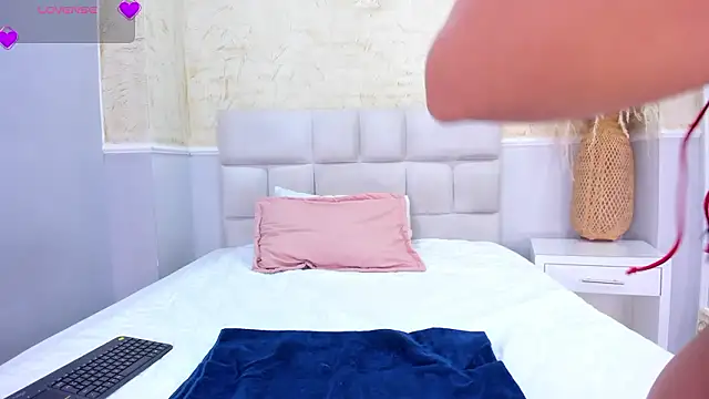 JazminMonroee  online show from 03-27-26, 04:43