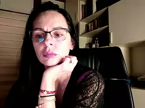 MiriamDelyn online show from 02-12-26, 10:53