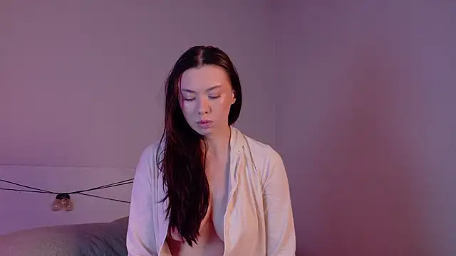 gwenonl1ne online show from 04-17-26, 01:47