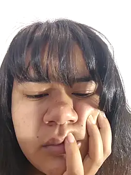Snapshot of lumi_bellx chatting on 04-25-26, 05:32 lumi bellx online show from 04-25-26, 05:32