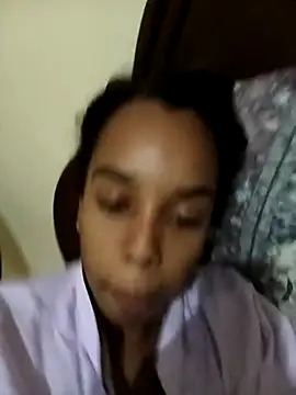 Roxilover online show from 02-10-26, 01:04