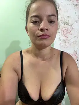 Snapshot of AriBeautiful chatting on 02-21-26, 05:31 AriBeautiful online show from 02-21-26, 05:31