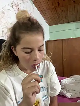 Snapshot of AriBeautiful chatting on 03-02-26, 08:32 AriBeautiful online show from 03-02-26, 08:32