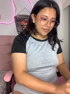 Snapshot of LilithRose_ chatting on 02-20-26, 12:51 LilithRose online show from 02-20-26, 12:51