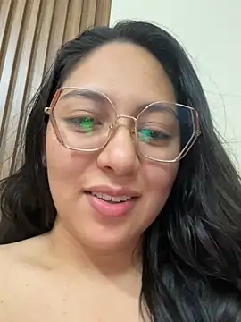 Snapshot of Victoria_Lusty chatting on 02-21-26, 09:50 Victoria Lusty online show from 02-21-26, 09:50