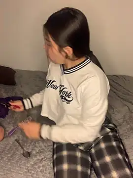 Damn  Love online show from 04-10-26, 05:47