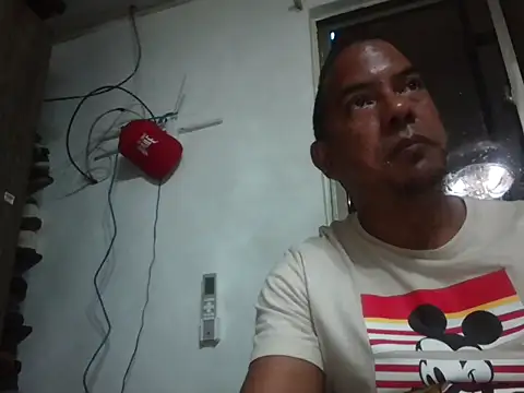 Quillero18 online show from 02-12-26, 04:51