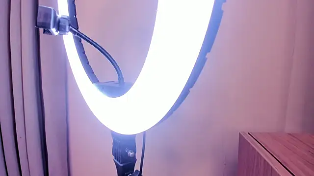 Alessia Gold online show from 02-12-26, 07:57