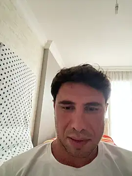 Snapshot of dundar0765 chatting on 05-24-26, 03:45 dundar0765 online show from 05-24-26, 03:45