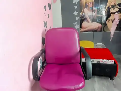 Luna white1 online show from 03-06-26, 07:53