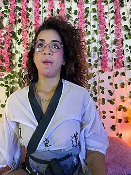 Snapshot of Woo_isDaphne chatting on 02-16-26, 11:57 Woo isDaphne online show from 02-16-26, 11:57