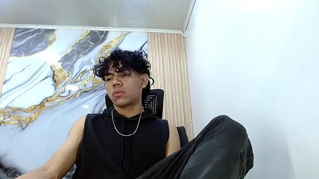 DaviidBuckx  online show from 03-06-26, 02:28