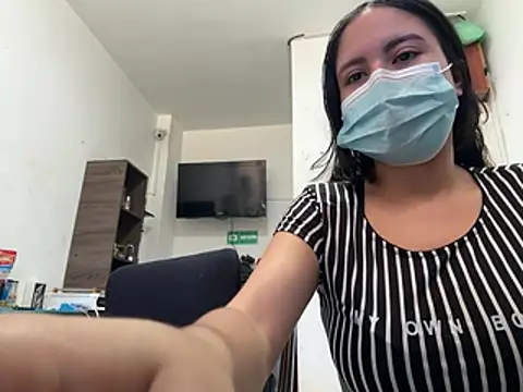 two cam latin online show from 02-21-26, 05:37