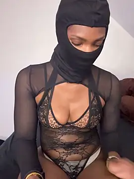 Snapshot of KiaraAmara chatting on 02-24-26, 05:14 KiaraAmara online show from 02-24-26, 05:14