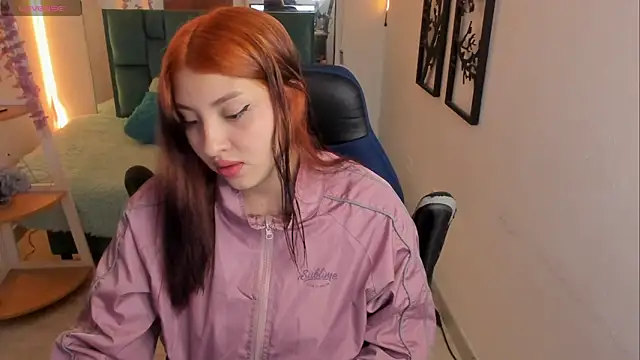 Snapshot of bloom_winxx chatting on 02-24-26, 03:07 bloom winxx online show from 02-24-26, 03:07