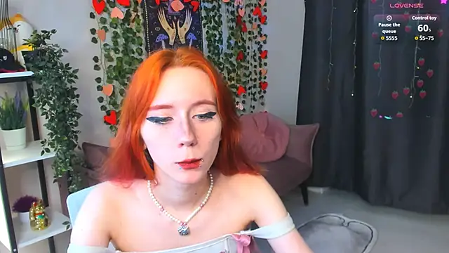 Snapshot of Asuka_miu chatting on 02-17-26, 09:12 Asuka miu online show from 02-17-26, 09:12