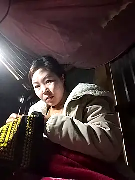 Yiyoongg online show from 03-09-26, 02:15