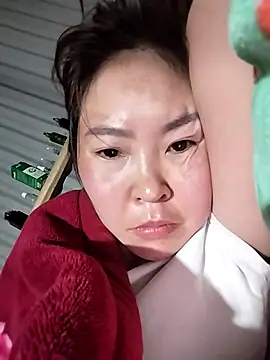 Yiyoongg online show from 02-28-26, 11:04