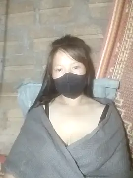 Snapshot of Yang-my- chatting on 02-15-26, 01:21 Yang-my- online show from 02-15-26, 01:21