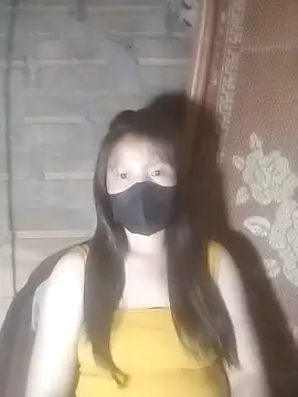 Snapshot of Yang-my- chatting on 02-14-26, 01:00 Yang-my- online show from 02-14-26, 01:00