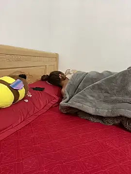 Snapshot of huyenzz chatting on 02-24-26, 12:50 huyenzz online show from 02-24-26, 12:50