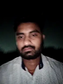 Snapshot of loyalboy_0052 chatting on 05-06-26, 02:54 loyalboy 0052 online show from 05-06-26, 02:54