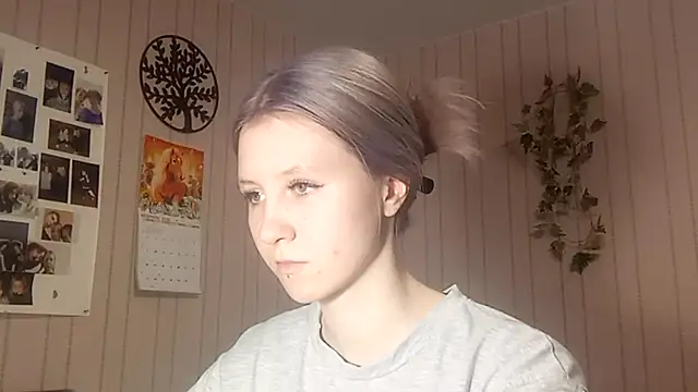 Snapshot of RunawayBr1de chatting on 02-27-26, 03:12 RunawayBr1de online show from 02-27-26, 03:12