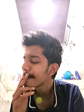 Snapshot of Sam03s chatting on 03-01-26, 11:21 Sam03s online show from 03-01-26, 11:21