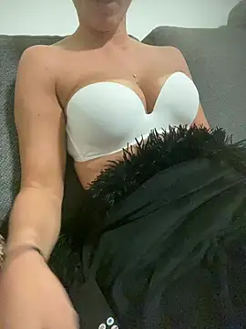 little dreamer  online show from 03-09-26, 07:17