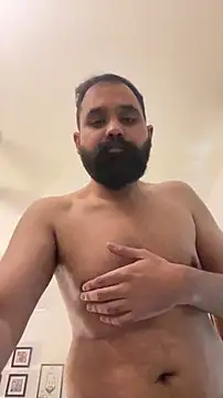 beerboy2222 online show from 04-11-26, 08:51