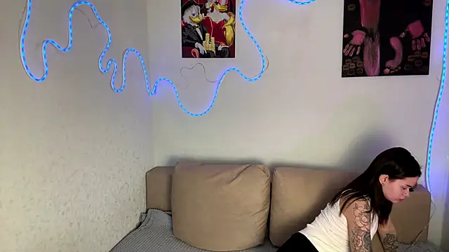 Snapshot of RunawayGriddle chatting on 03-01-26, 08:03 RunawayGriddle online show from 03-01-26, 08:03